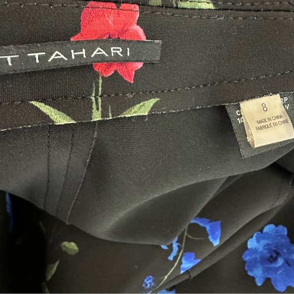 T Tahari Black Floral Snap Front Blazer Size 8 - Picture 8 of 8